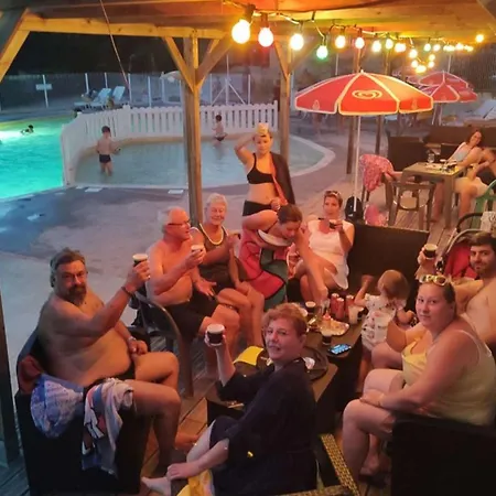 Campingplads Mobil Cosy Avec Terrasse Et Cuisine Equipee - Api-1-52-339